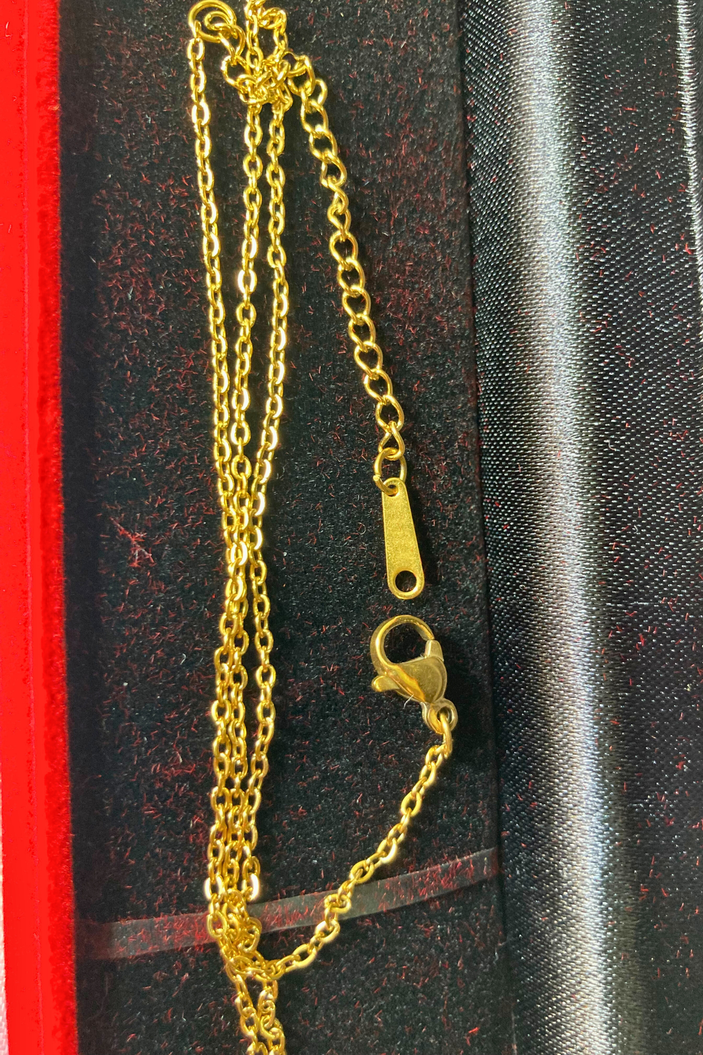 Stylish Black Clover Pendant and Earring Set for Girls and Women