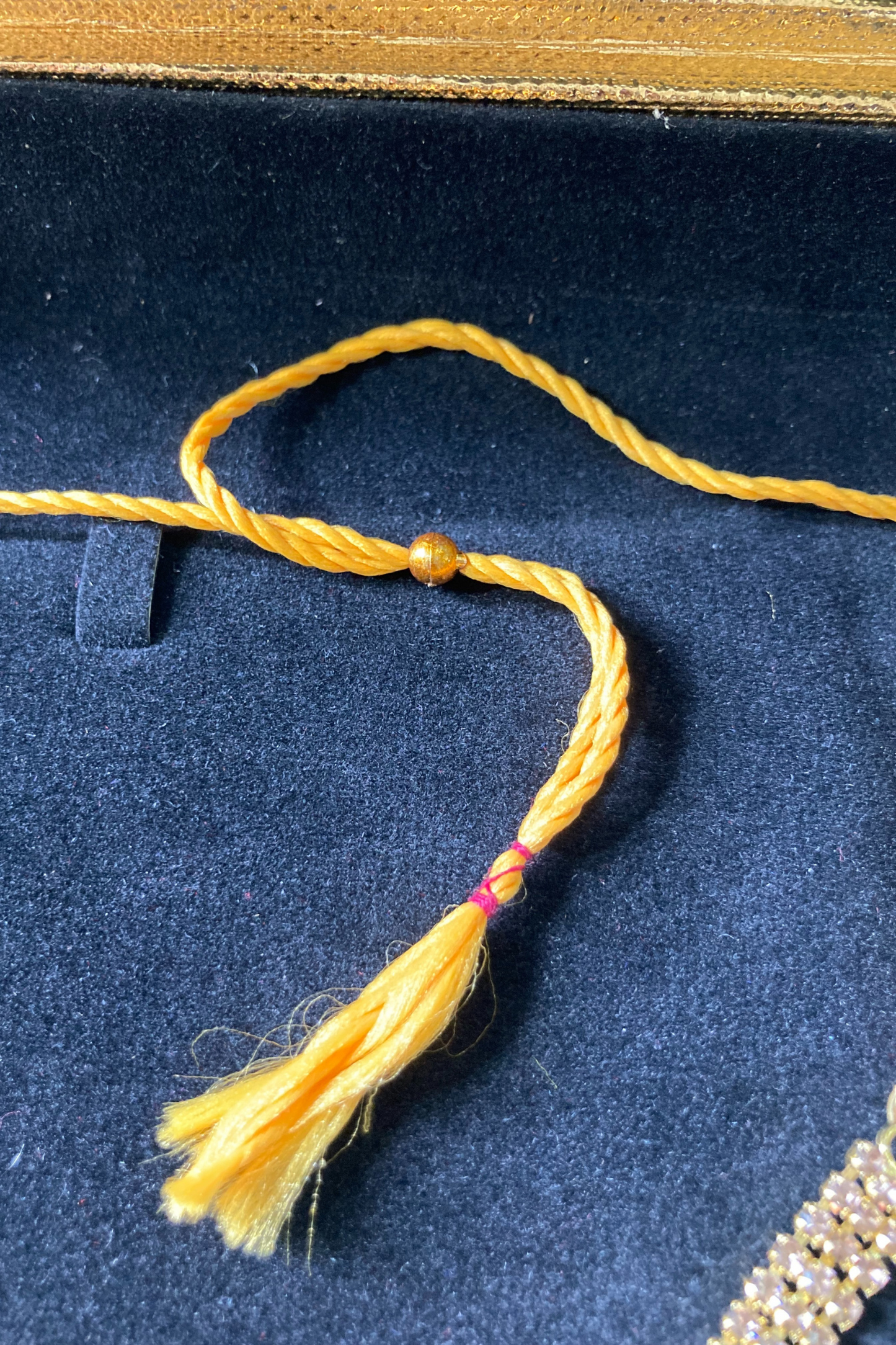 Charming Choker Set - Necklace and Earrings for Women