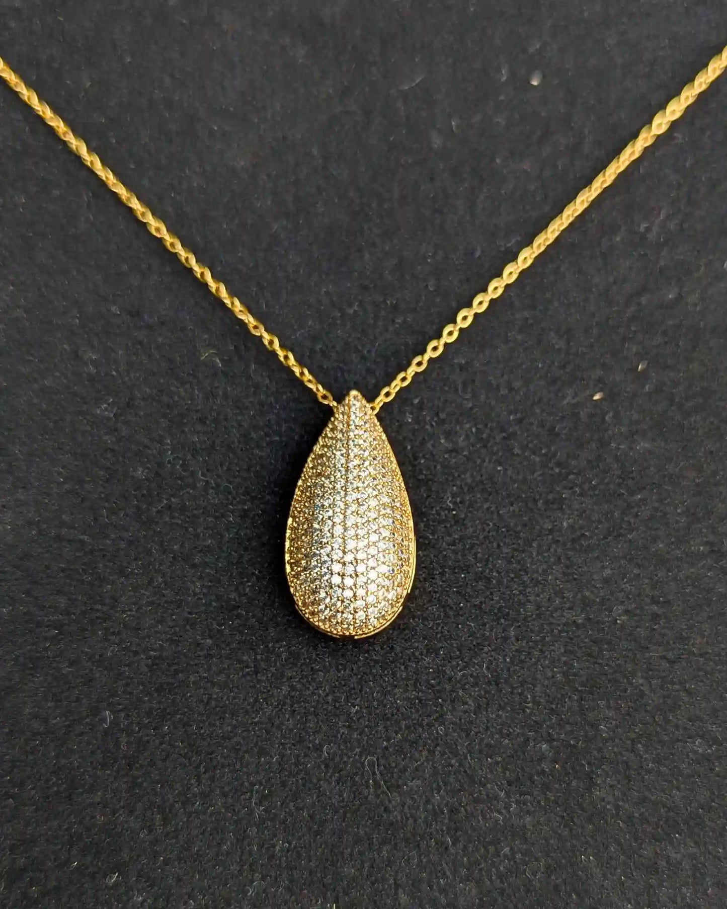 Golden Drop Locket Set with Earrings