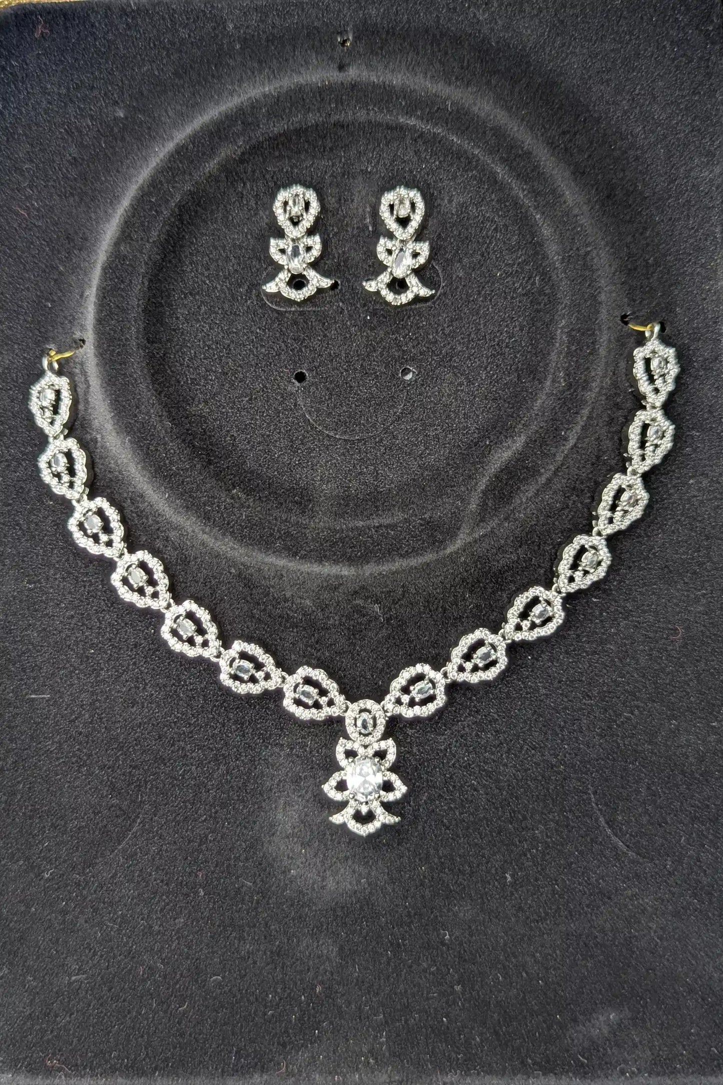 1 Carat Necklace and Earrings Set for Girls