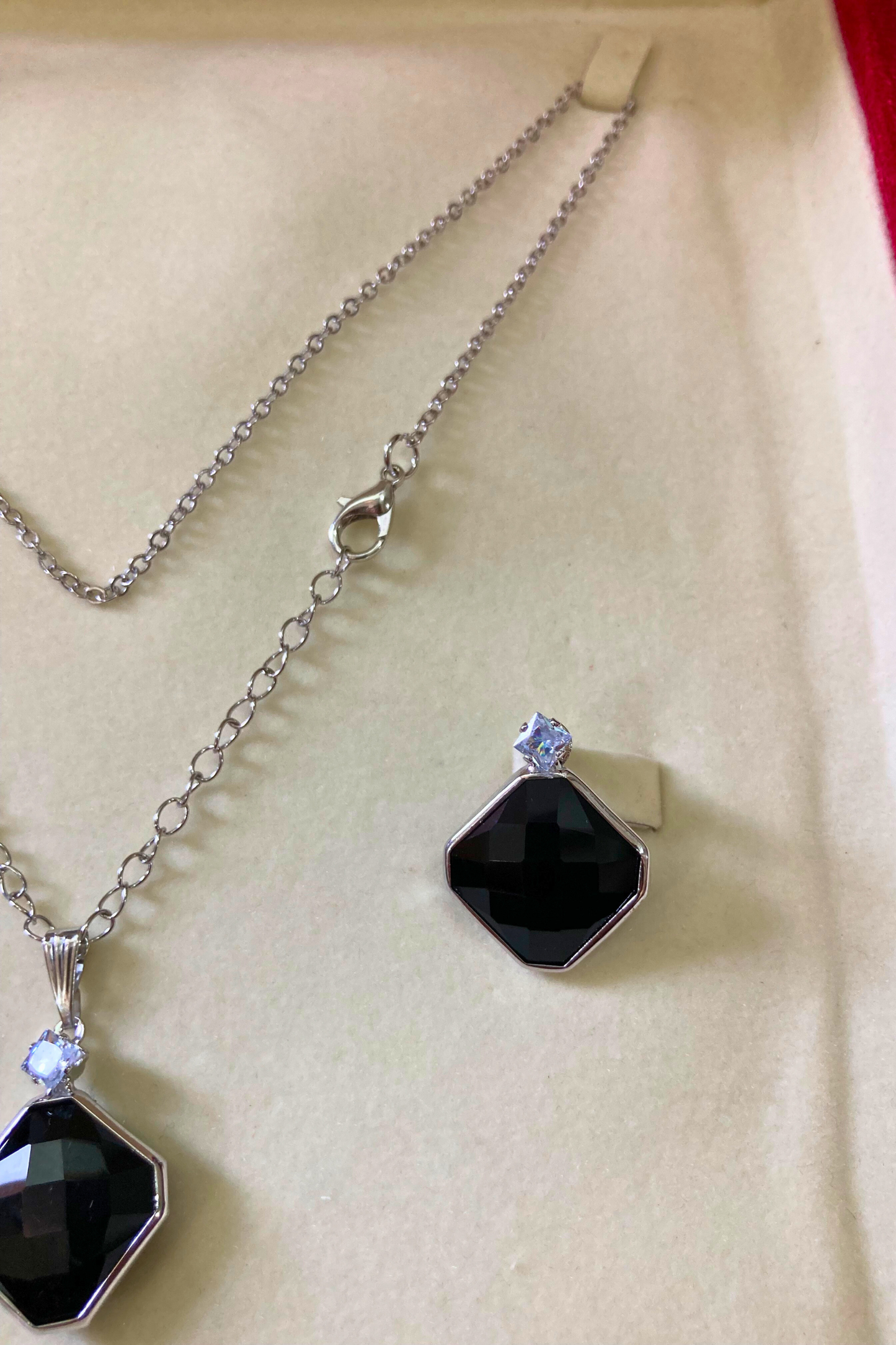 Elegant Black Stone Pendant and Earring Set