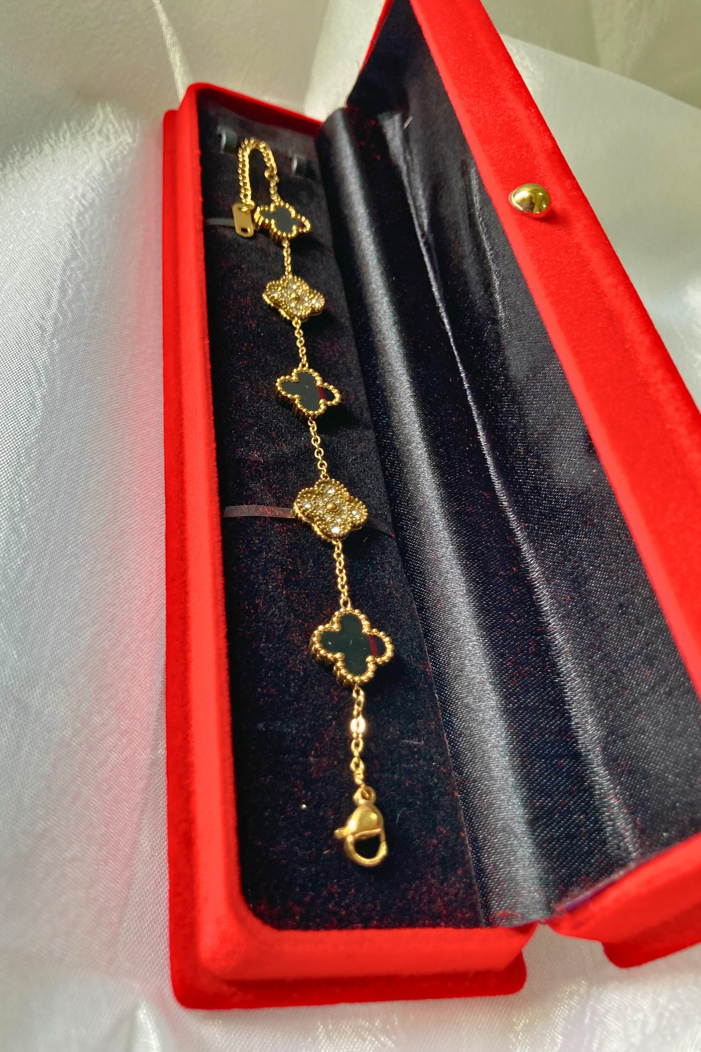 Elegant Flower Charm Bracelet for Girls and Women