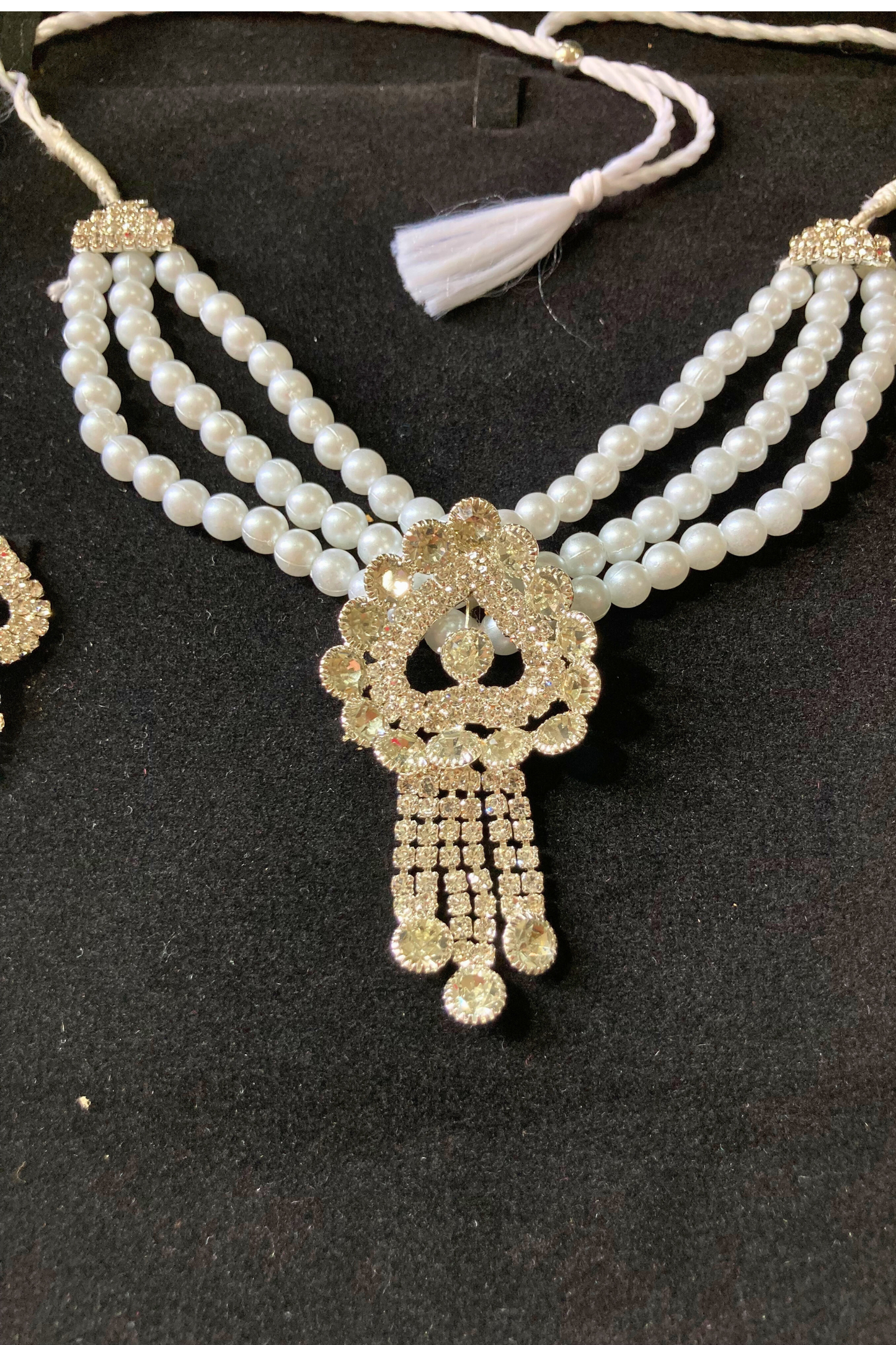 Pearl Choker and Earring Set for Women