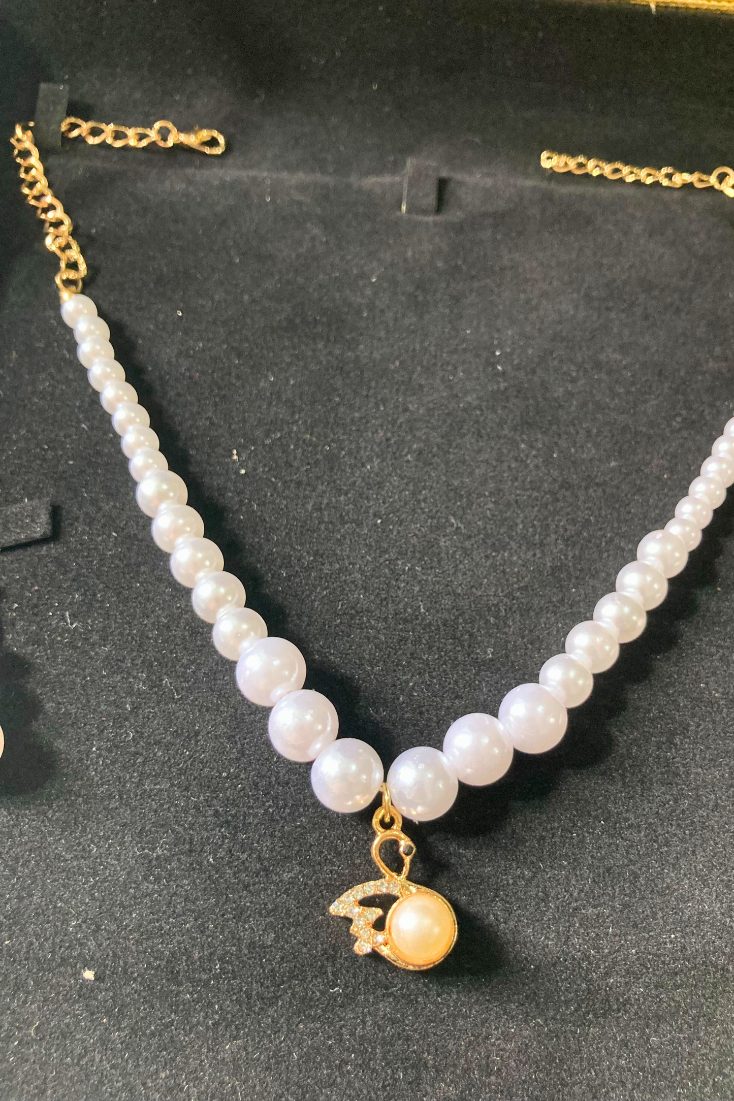 White Pearls Mala set for girls and Women