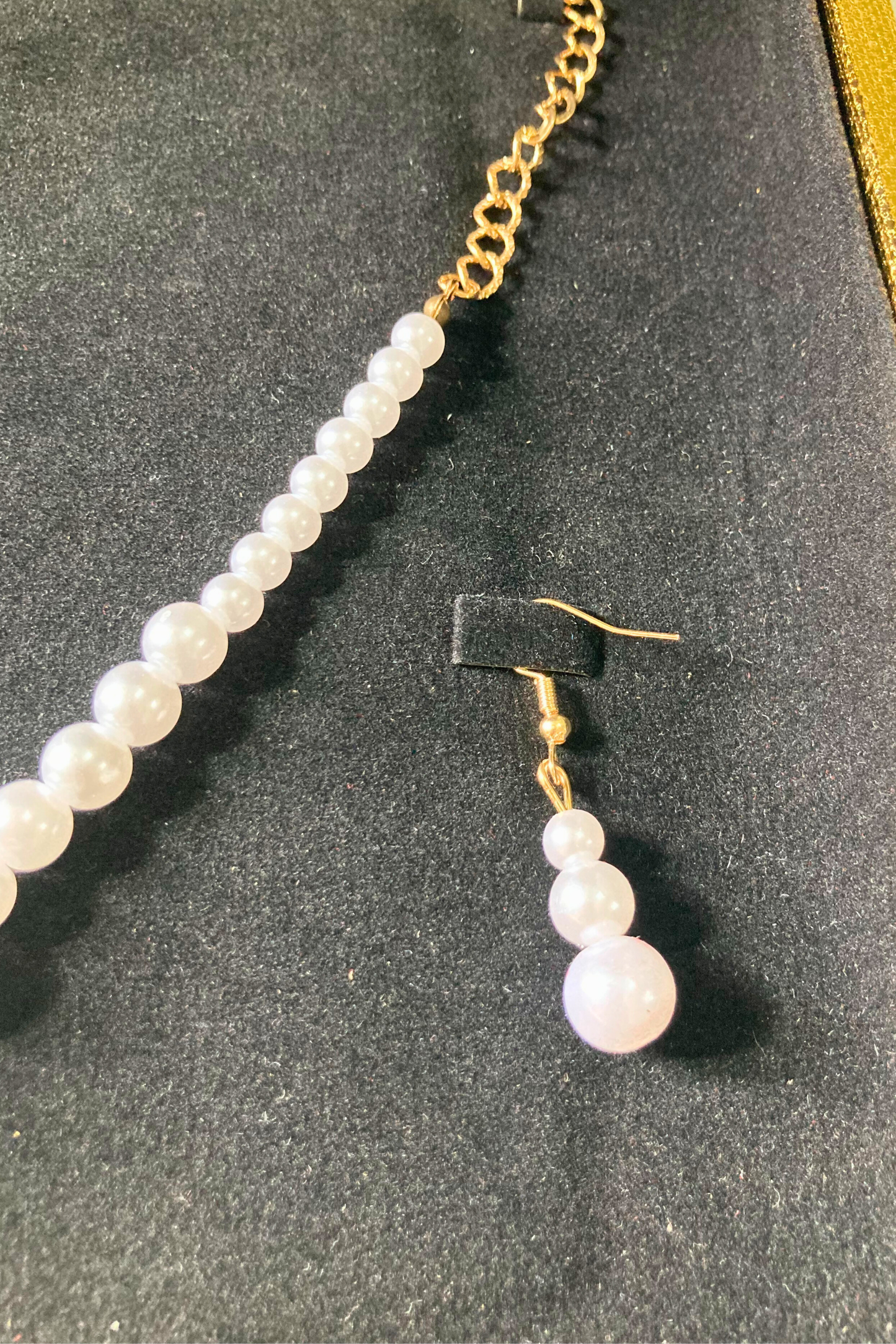 White Pearls Mala set for girls and Women
