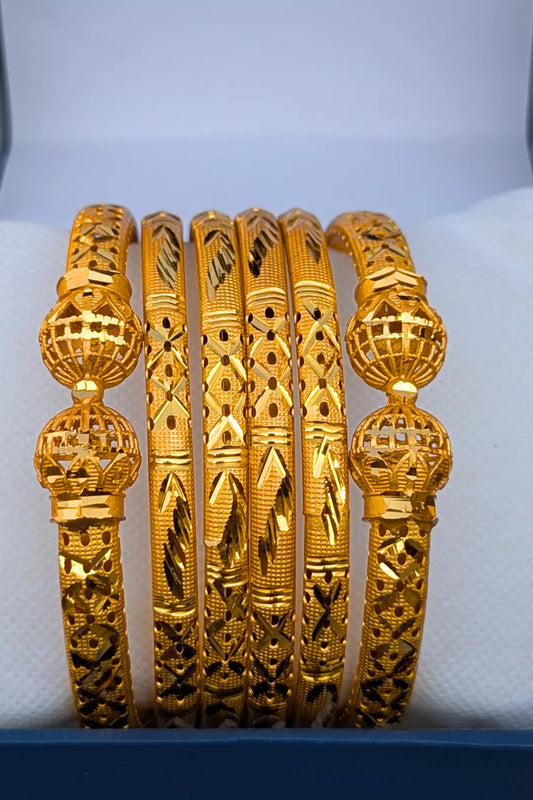 four piece bangles with two piece karray