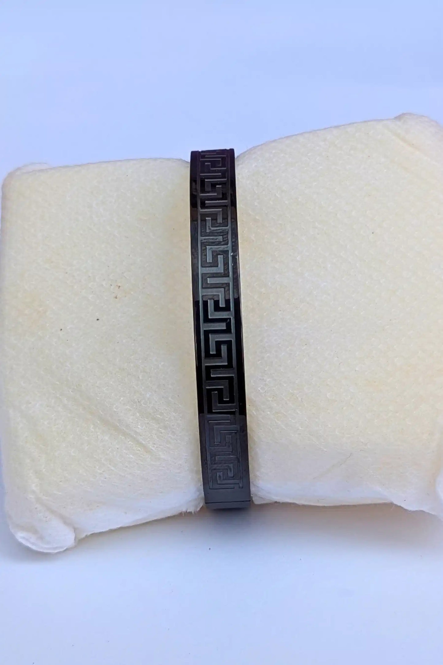 Black Oval Bracelet