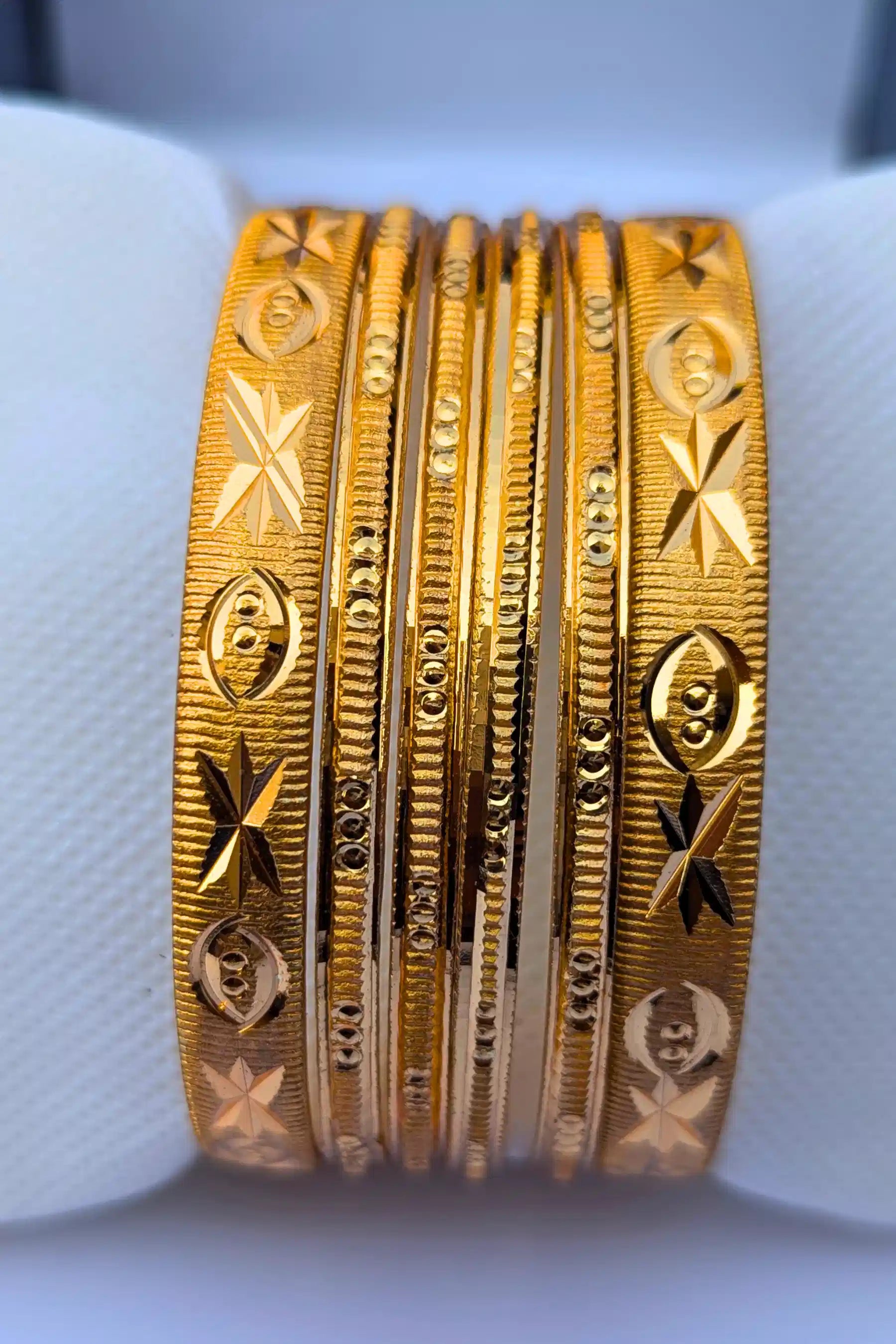 Golden Engraved Bangles Set – 2 Karray + 4 Bangles