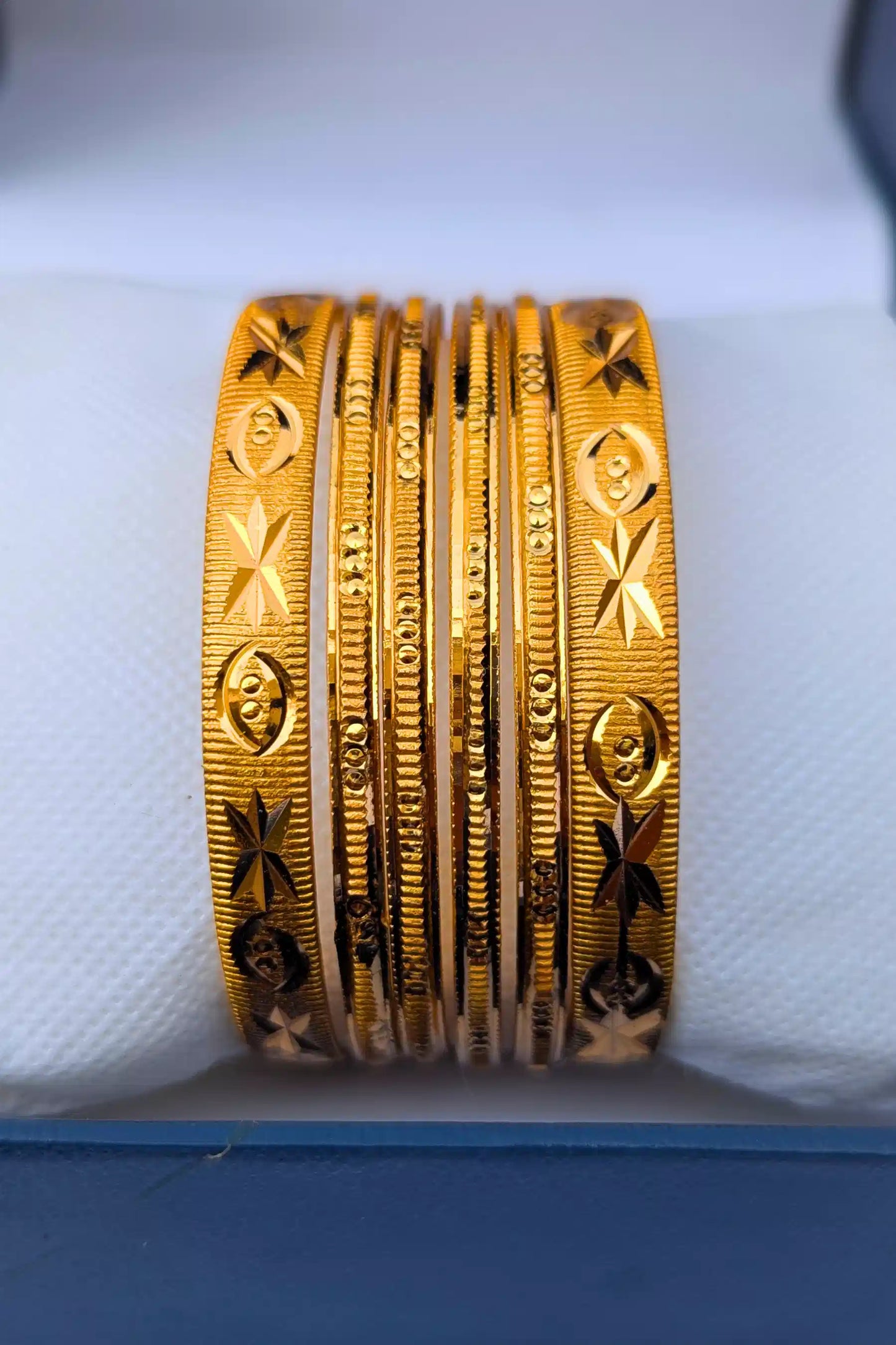 Golden Engraved Bangles Set – 2 Karray + 4 Bangles
