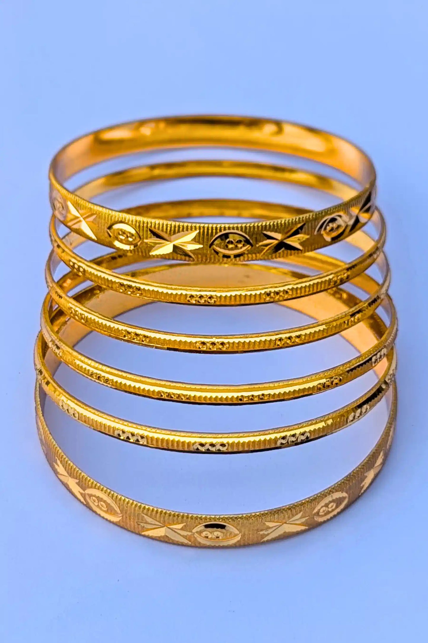 Golden Engraved Bangles Set – 2 Karray + 4 Bangles