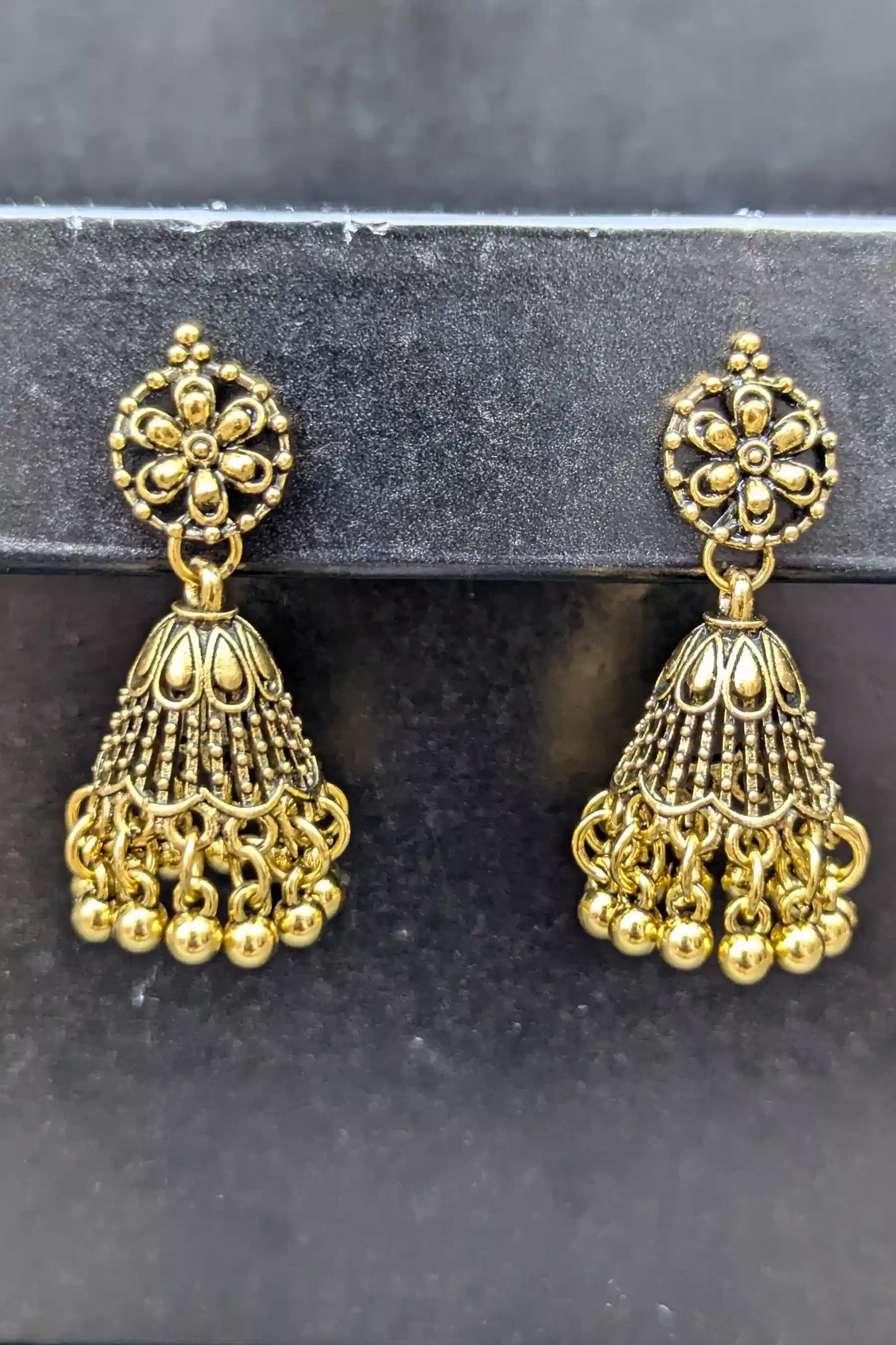 Golden Traditional Jhumkay for Girls – Lightweight and Beautiful Design